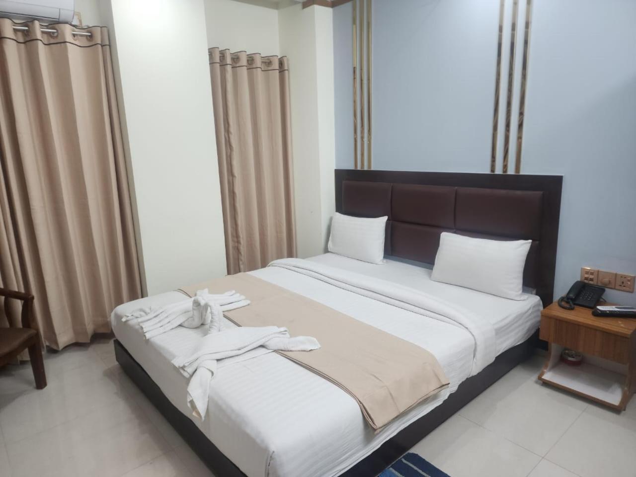 Hotel S.A International Cox's Bazar Esterno foto
