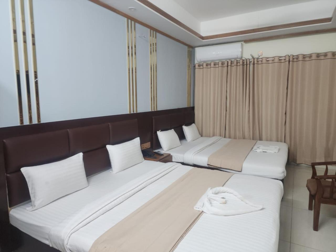 Hotel S.A International Cox's Bazar Esterno foto