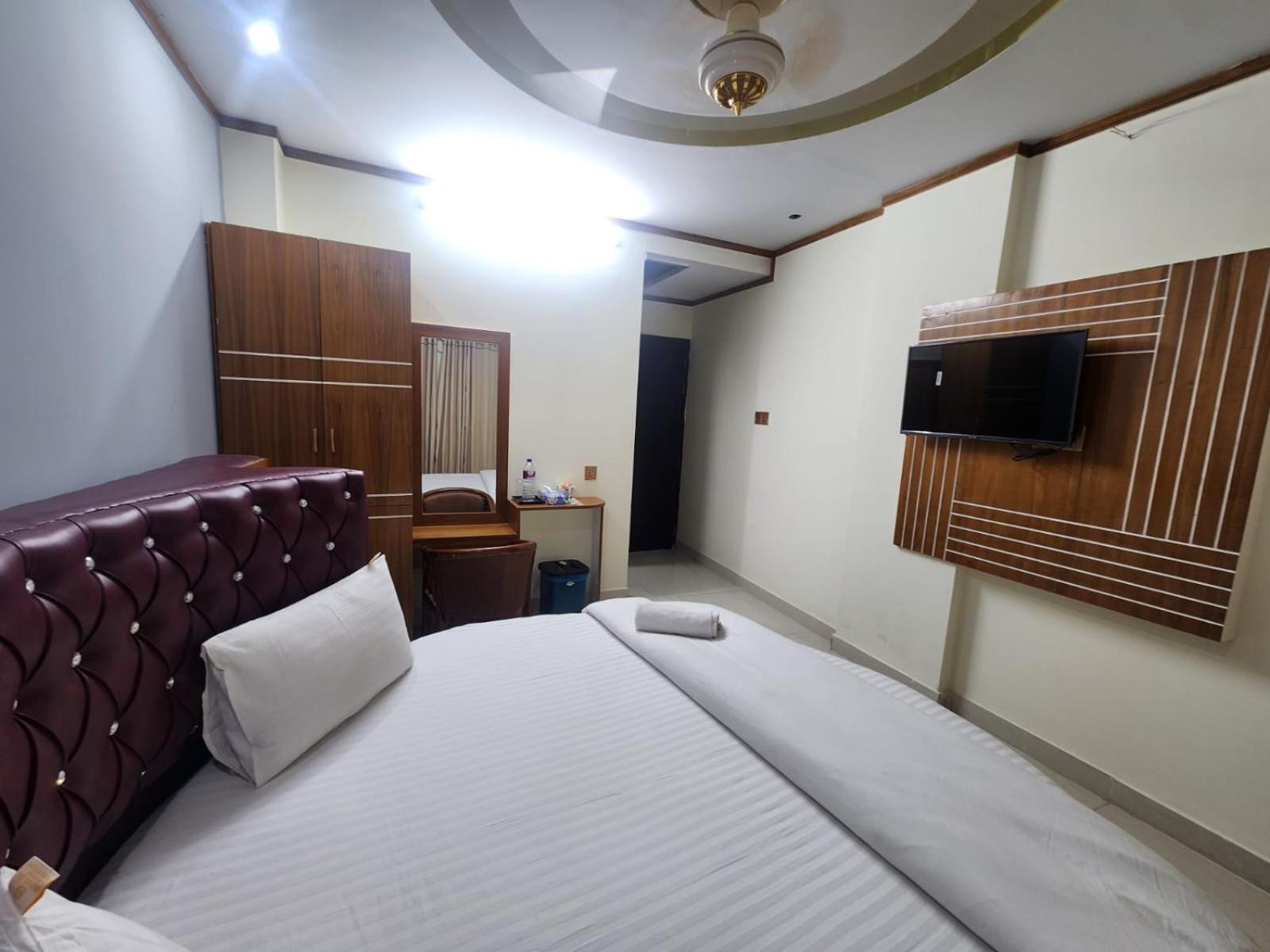 Hotel S.A International Cox's Bazar Esterno foto